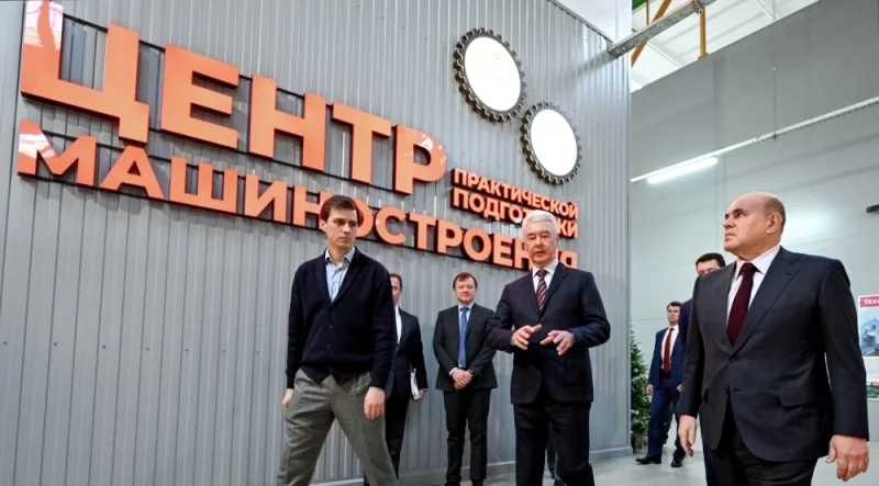 В новом Центре будут готовить более 1,5 тысяч квалифицированных токарей, фрезеровщиков и других специалистов в год.