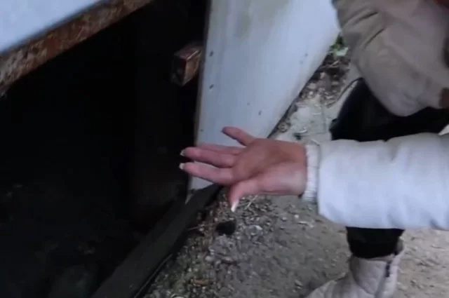 Дом, построенный для сирот, в Нововятске постепенно разрушается.