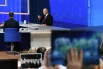 Президент РФ Владимир Путин отвечает на вопросы во время специальной программы «Итоги года».
