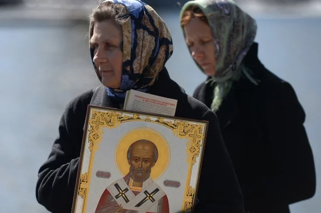 В день памяти святителя Николая Чудотворца верующие стремятся поклониться святыням, связанным с именем одного из самых почитаемых христианских святых