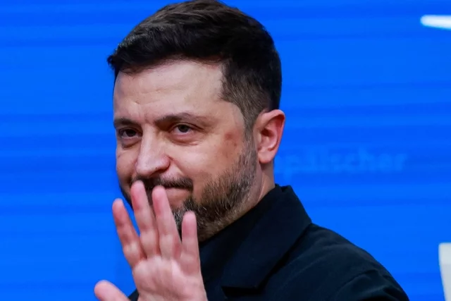 Зеленский, будучи президентом Украины, не смог выполнить ни одной задачи, о которой он заявлял.