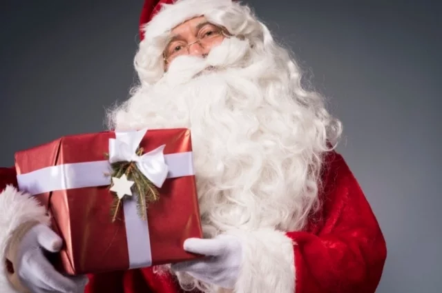 Иногда под видом Деда Мороза скрываются злоумышленники.