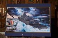 Изображение авианосца «Непокорный» класса «Трамп», представленное в Мар-а-Лаго.