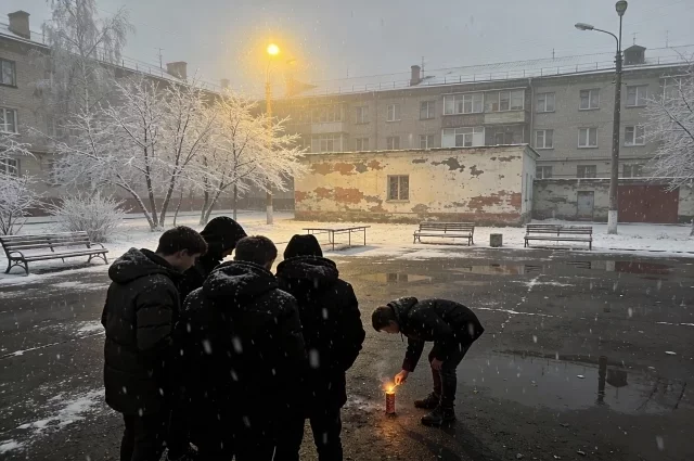 Предположительного петарда была бракованная 