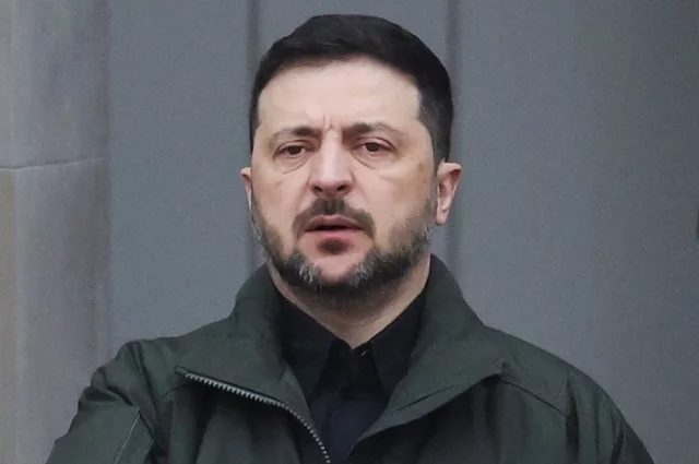 Дэниэл Дэвис заявил, что Зеленский вышел из-под контроля своих кураторов, и «его нужно поставить на место».