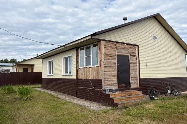 Дом с плесенью, который получила семья по муниципальной программе