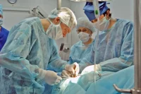 После операции дополнительного лечения женщине не требуется. 