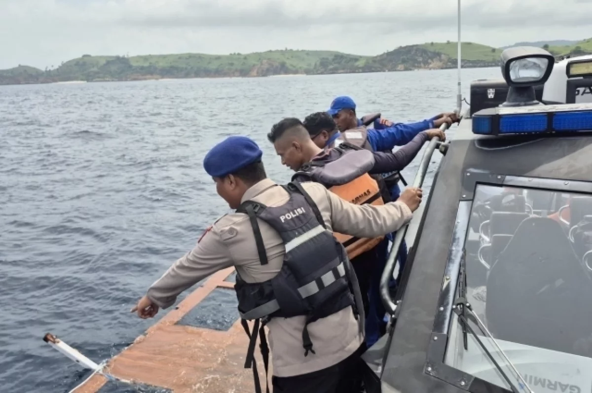 ФК Валенсия заявил о гибели тренера и его троих детей при крушении катера