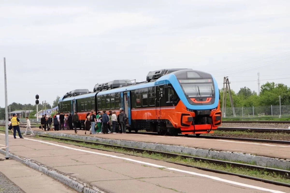 Расписание пригородных поездов изменится в дни новогодних каникул