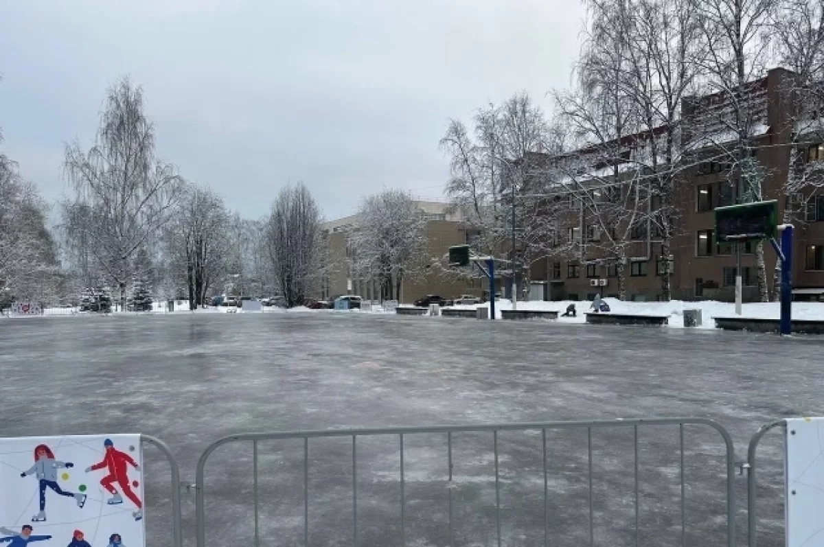 В Петрозаводске открыли каток «Дружба» в Губернаторском саду
