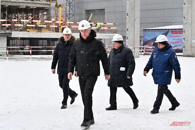 Во вторник, 30декабря, мэр Москвы Сергей Собянин побывал на ВДНХ. Он осмотрел, как продвигается строительство  конгрессно-выставочного центра «ВДНХ ЭКСПО». После открытия центра на ВДНХ вернется конгрессно-выставочная деятельность.