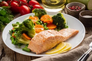 Брутальное похудение. Врач Иванова назвала риски диеты викингов