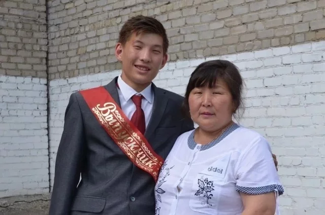 Сергей Назаров с мамой Алёной