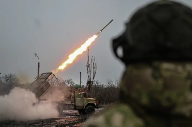 Десятки взрывов, пожары, обожжённые боевики — удар возмездия с теракт в Хорлах удался на все сто.