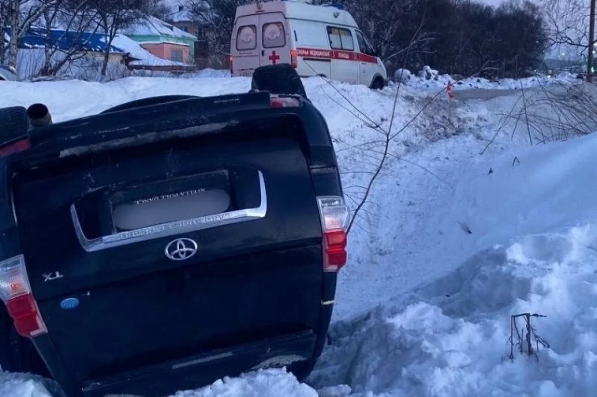 Пассажирка пострадала в ДТП с перевернувшимся «Прадо» на Камчатке