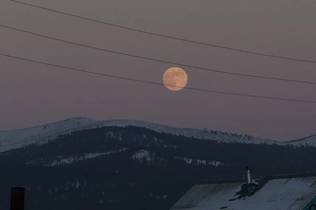 Яркое полнолуние наблюдали жители Бурятии