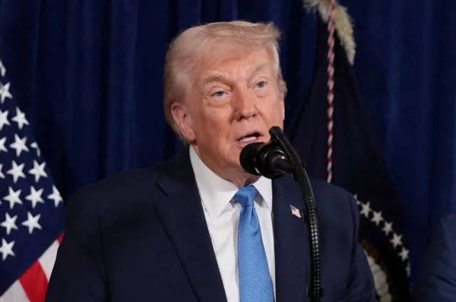 Трамп рассчитывает найти компромисс с Мадуро. Прокатив его на эффектных «американских горках» и пригрозив тюрьмой, американский лидер следом может предложить Мадуро сделку.