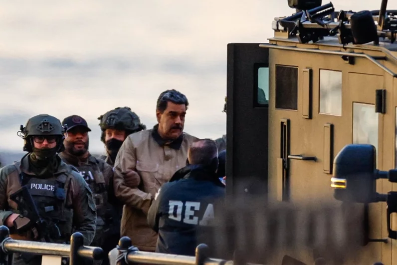 Президента Венесуэлы Николаса Мадуро провезли по Нью-Йорку на броневике.