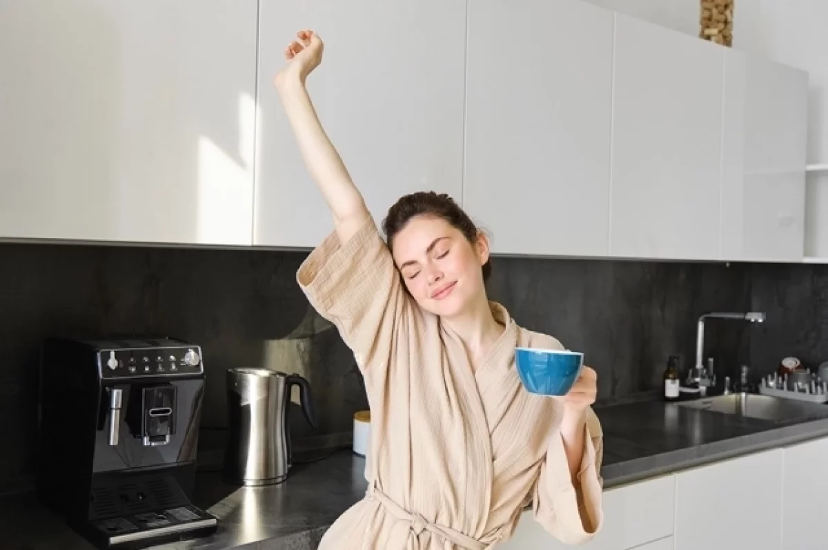 Врач Новиков объяснил, как избежать бессонницы после новогодних праздников