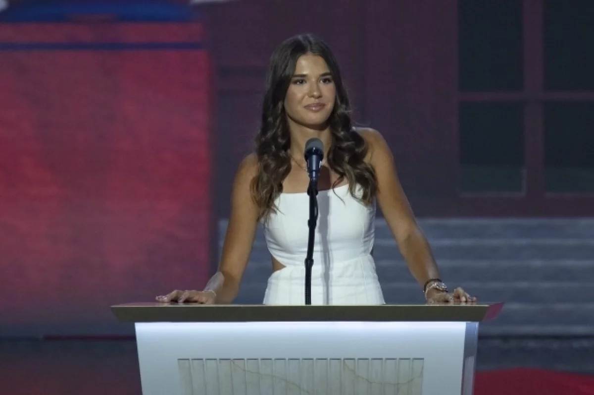 Внучка Трампа рассказала о трудностях в личной жизни из-за охраны