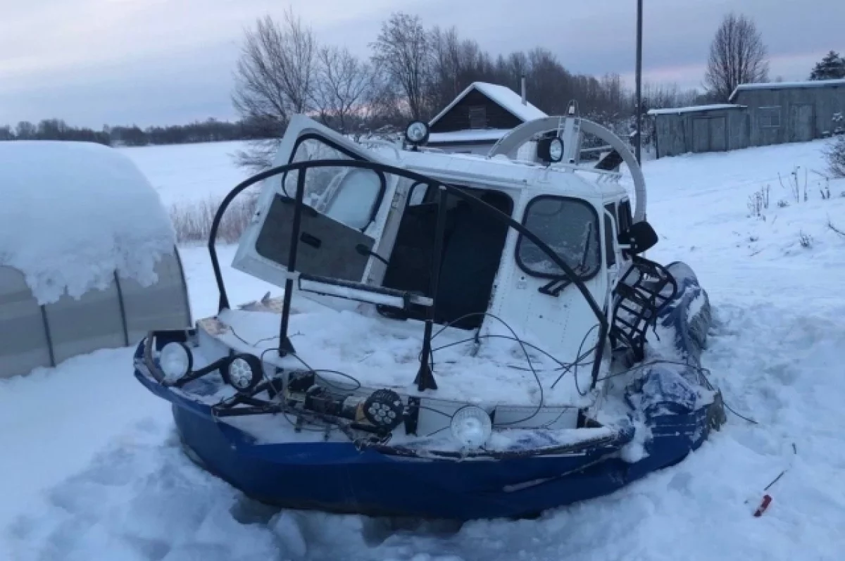 В Карелии завели дело после опрокидывания судна с туристами