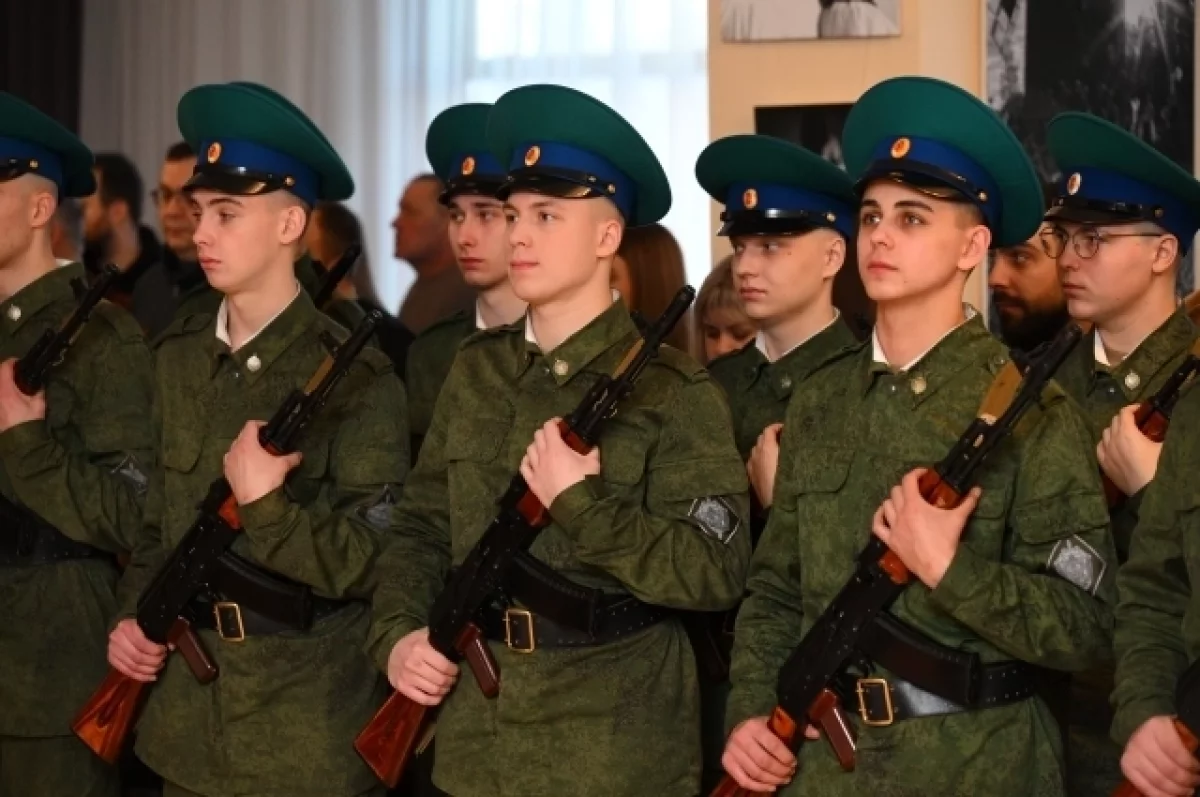 В Сортавале молодые пограничники приняли присягу