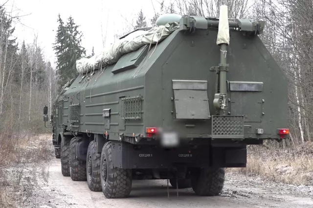 Ракетный комплекс «Орешник» заступил на боевое дежурство в Республике Беларусь. 