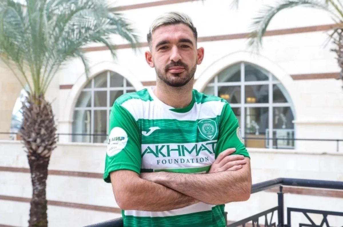 Ахмат подписал контракты с футболистами из Албании и Казахстана