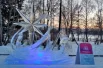 Ледовую скульптуру «Полярная звезда» создала красноярская команда «Север».