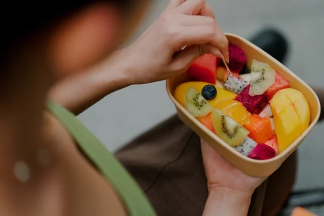 Этот лайфхак профессора будет полезен всем. Но прежде всего — женщинам, ведь для них особенно важна молодость кожи. 