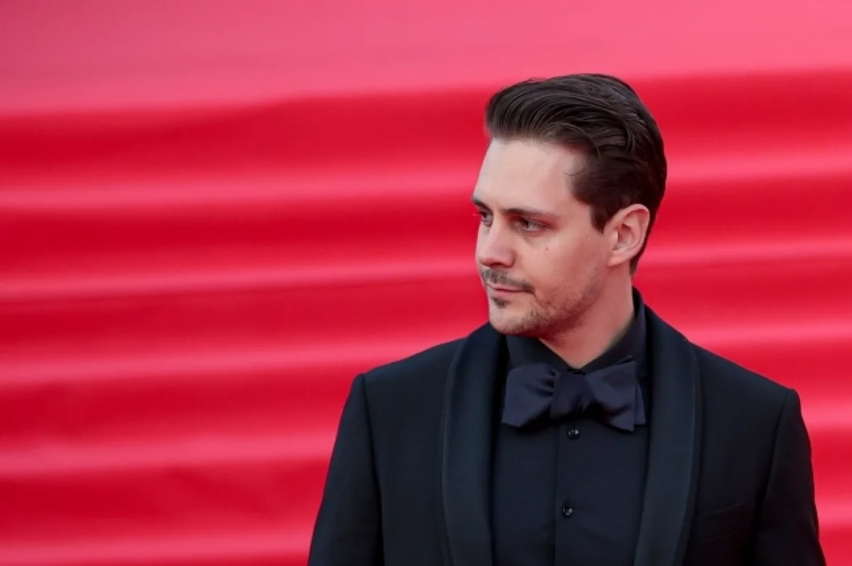 Отец Милош. Бикович ночевал у палаты роддома, ожидая рождения первенца