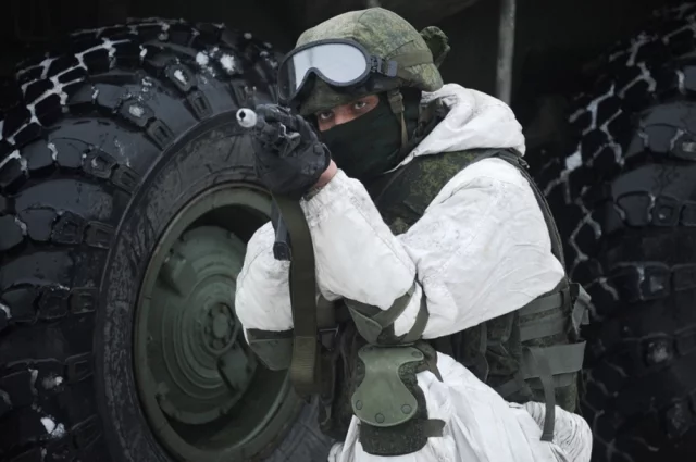 Маневрируя в районе Редкодуба, ВС РФ перегруппировались и нанесли встречный удар в разрез обороны ВСУ на этом участке.