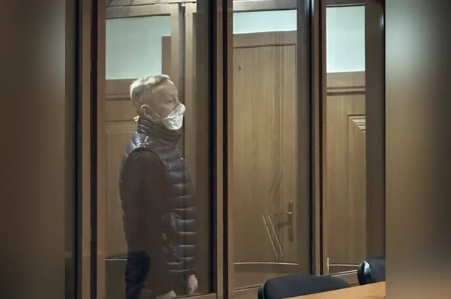 Бывший председатель Палаты земельно-имущественных отношений Интигам Досмамедов детально рассказал, как в 2018 году передал судье 16 миллионов рублей, надеясь прекратить уголовное преследование.