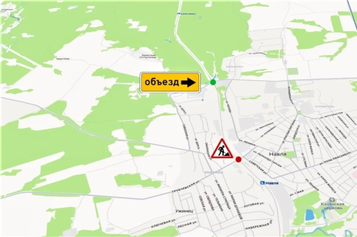 Движение на переезде станции Навля в Брянской области перекрывают