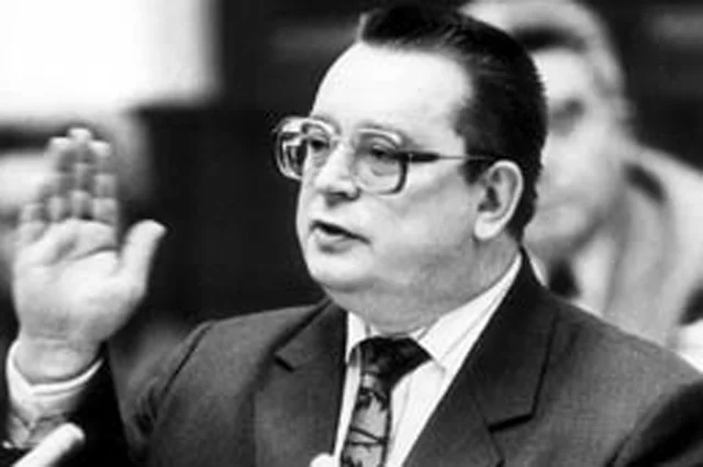 Валентин Павлов