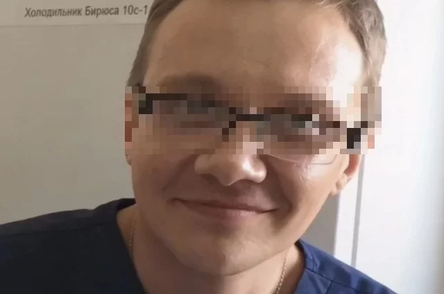 Тело красноярского врача Тимофея Б. нашли в номере отеля, где он жил. 