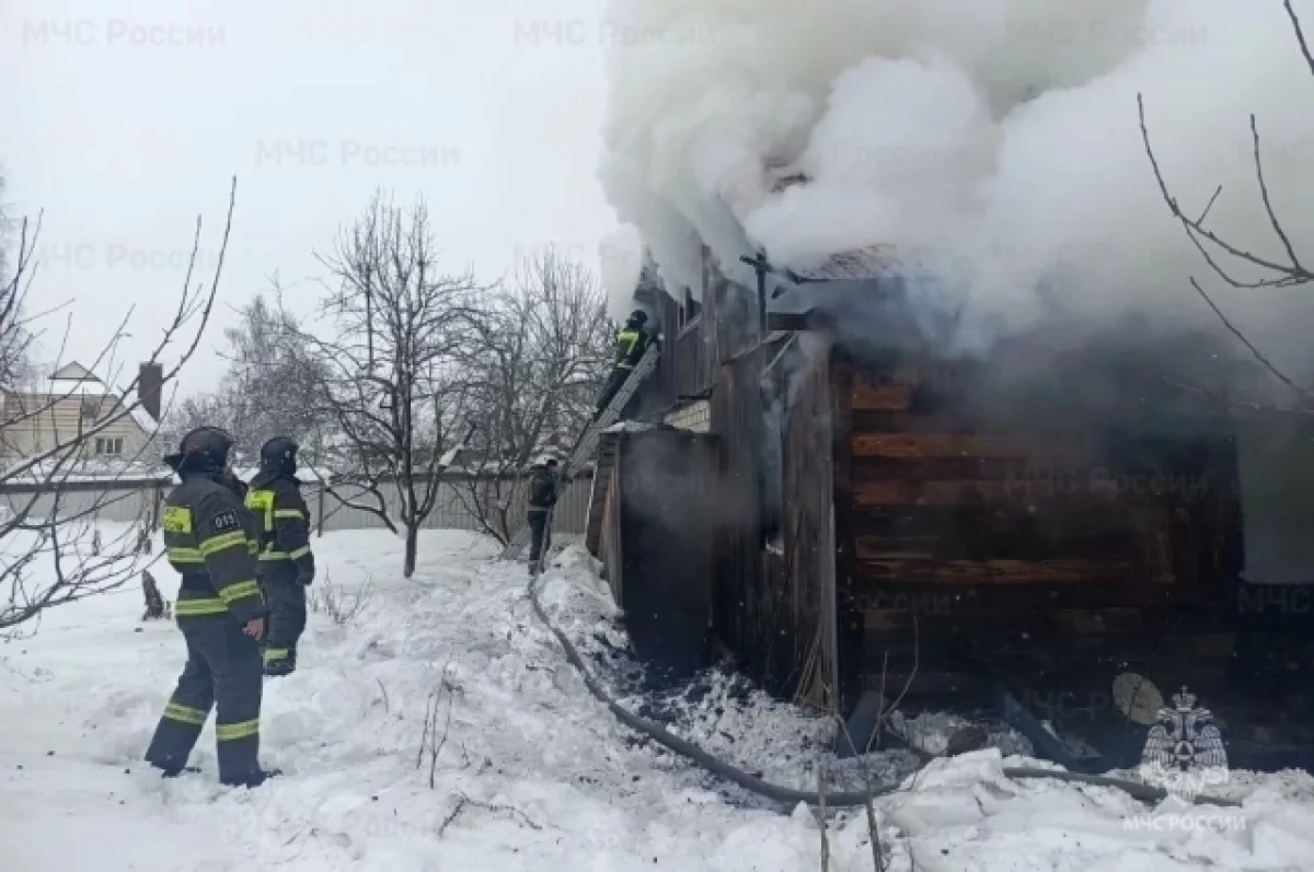 Пожилой мужчина получил ожоги на пожаре в брянском селе Супонево