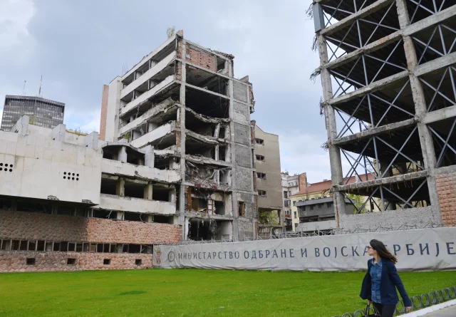 Исчезла расшифровка брифинга, где объяснялась необходимость ударов по сербской энергосистеме.