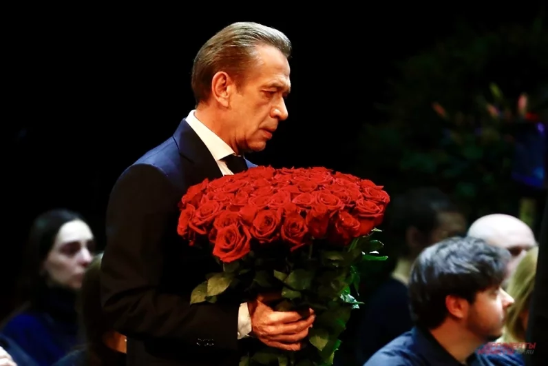 Владимир Машков