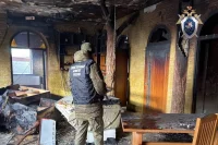 После взрыва в кафе начался пожар.