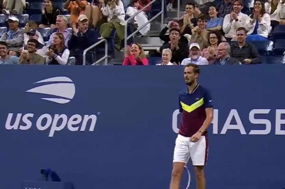 Экс-теннисист Ольховский: Медведев дойдет до полуфинала на Australian Open