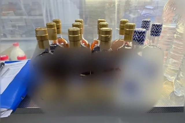 Сотрудники полиции на территории Орска и Новотроицка  пресекли преступную деятельность по факту реализации нелегальной продукции.