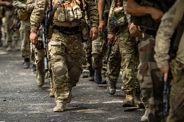 Чтобы притормозить темп российского наступления, командование ВСУ перебрасывает в район Хатнего и Амбарного «пожарные» формирования сводных частей ВСУ и отряды иностранных наёмников. 