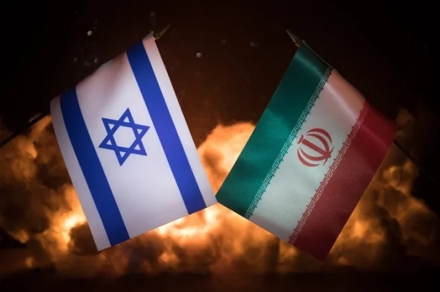 Израиль своими силами и средствами может очень болезненные удары наносить, даже не полагаясь особенно на Штаты.