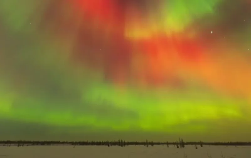 Разноцветное свечение окрасило небо над Краснодарским краем. 