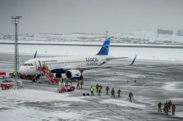 Датские солдаты прибыли в Гренландию для символического противостояния планам Вашингтона.
