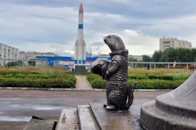 Суслик Назар из сквера Космонавтов – четвёртая такая скульптура