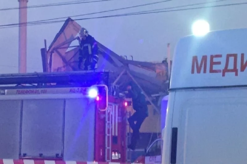 На месте работают все экстренные службы региона.
