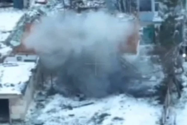 Любая дорога для вражеского транспорта автоматически превращается в дорогу смерти.