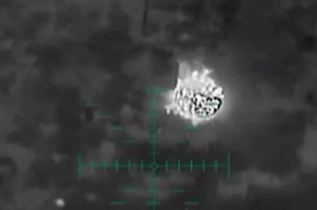 Удары по военным объектам в Кривом Роге продолжаются и сейчас.